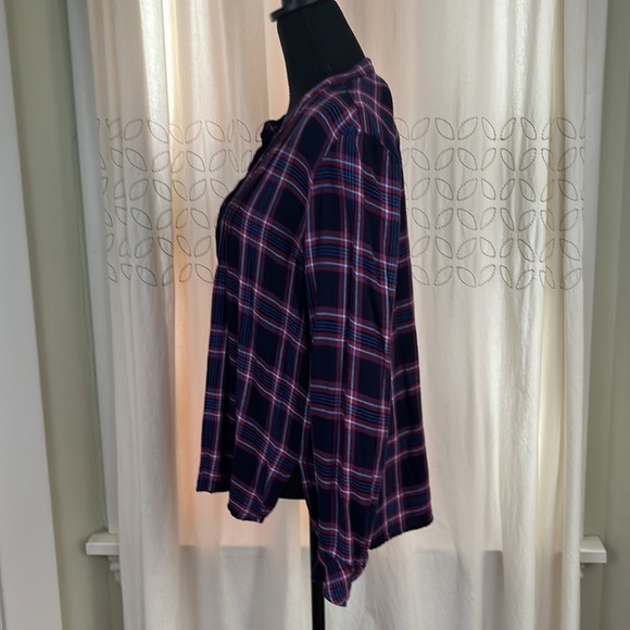 Flannel top 🖤 - Picture 7 of 14